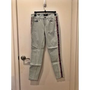 Lucky Brand Embroidered Skinny Jeans 28”